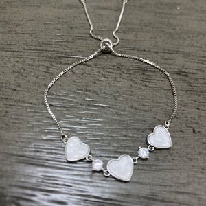 Elegant Silver Heart Bracelet